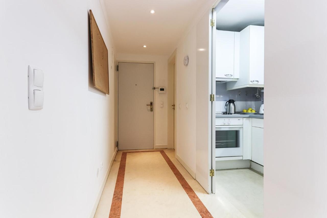 Lisbon Flower 360º - Your Lovely Flat With Pool And Parking ภายนอก รูปภาพ