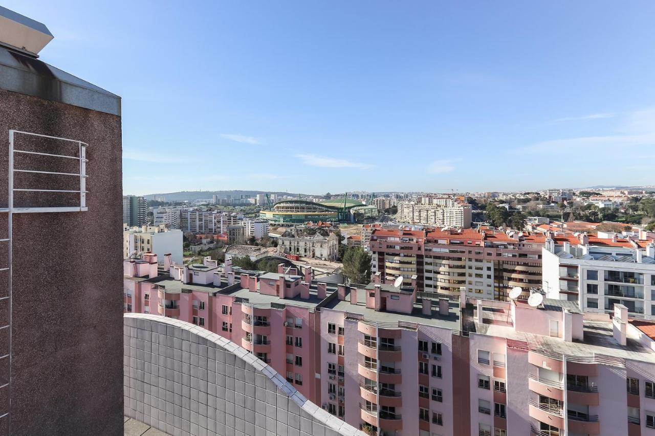 Lisbon Flower 360º - Your Lovely Flat With Pool And Parking ภายนอก รูปภาพ